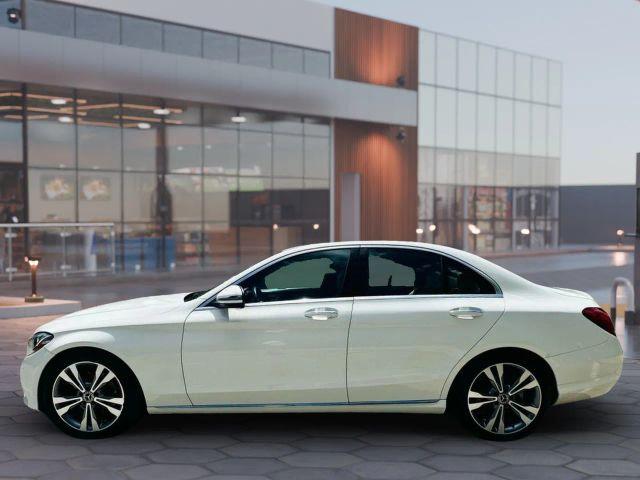 Mercedes-Benz C-CLASS - Thumbnail 4