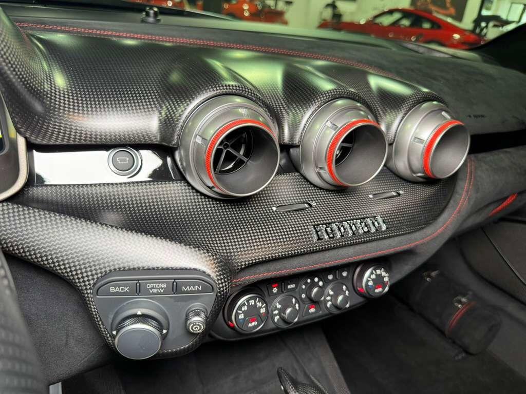 Ferrari F12tdf - Thumbnail 19