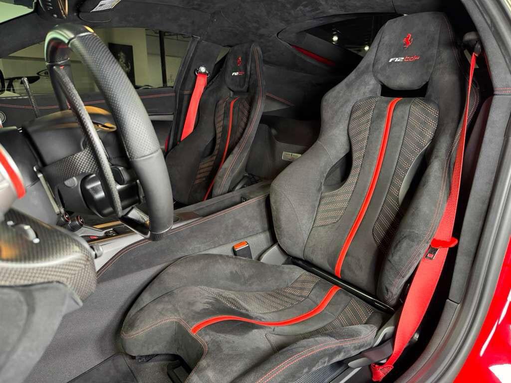 Ferrari F12tdf - Thumbnail 10