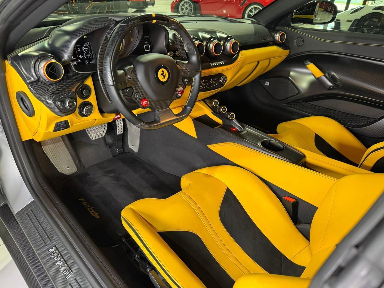 Ferrari F12tdf - Thumbnail 9