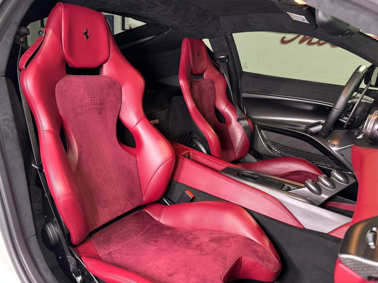 Ferrari F12tdf - Thumbnail 11