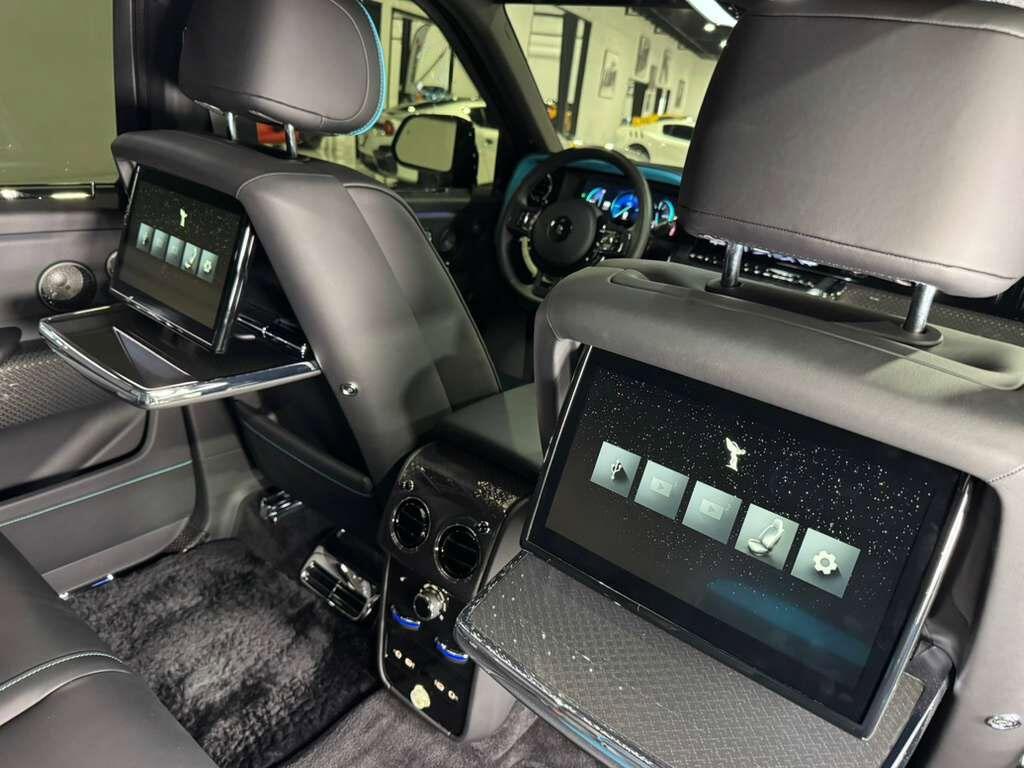 Rolls-Royce Cullinan - Thumbnail 16