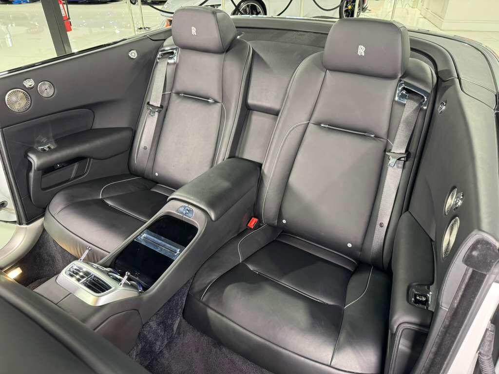 Rolls-Royce Dawn - Thumbnail 19