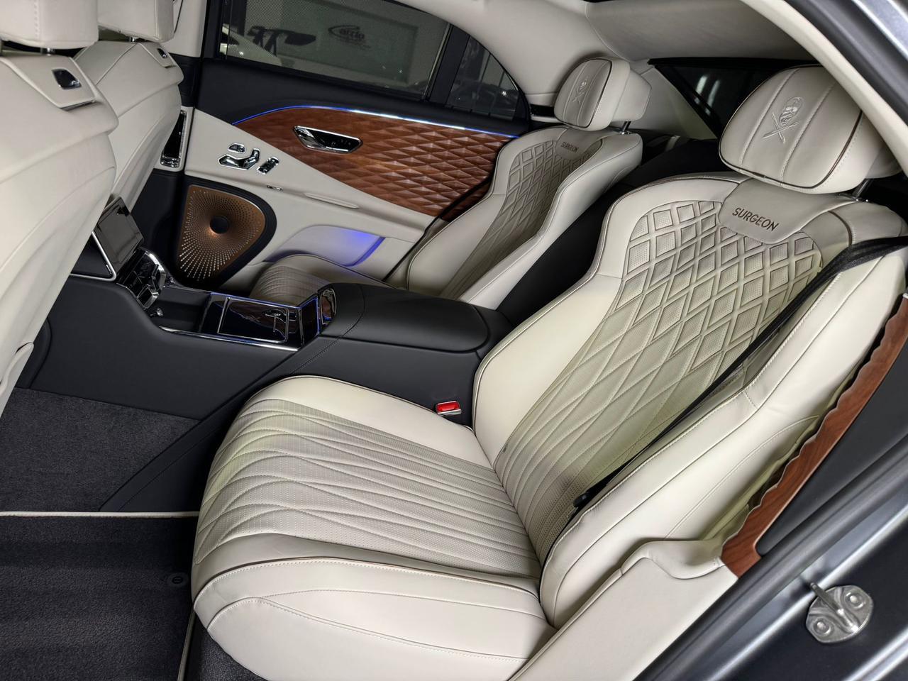 Bentley Flying Spur - Thumbnail 12