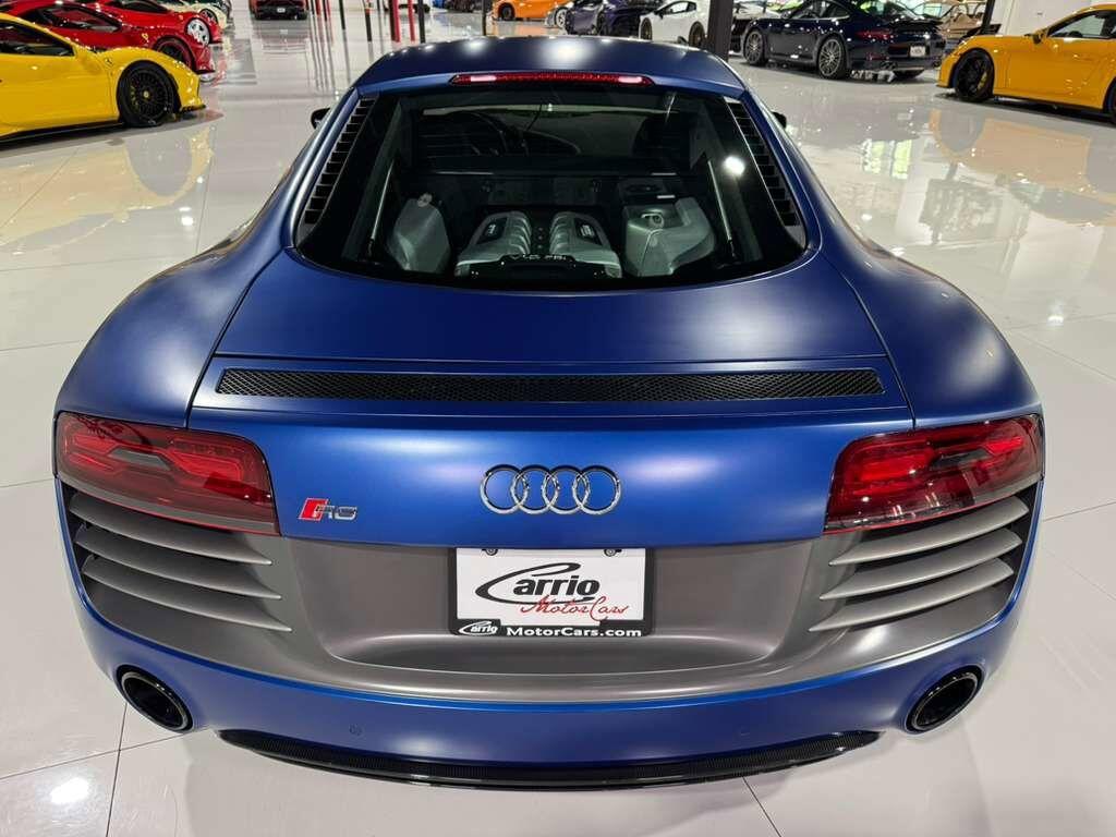 Audi R8 - Thumbnail 6