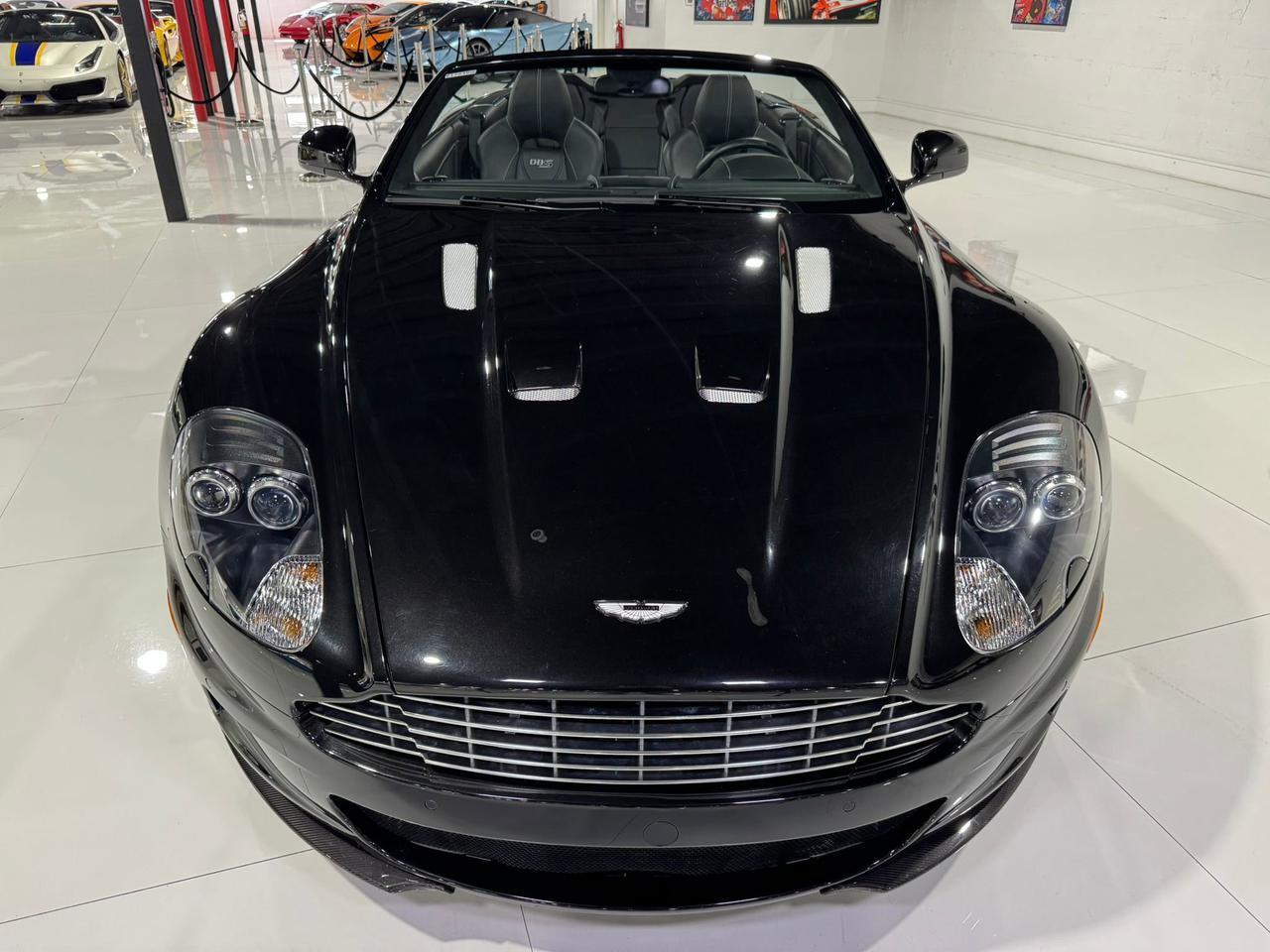Aston Martin DBS - Thumbnail 2
