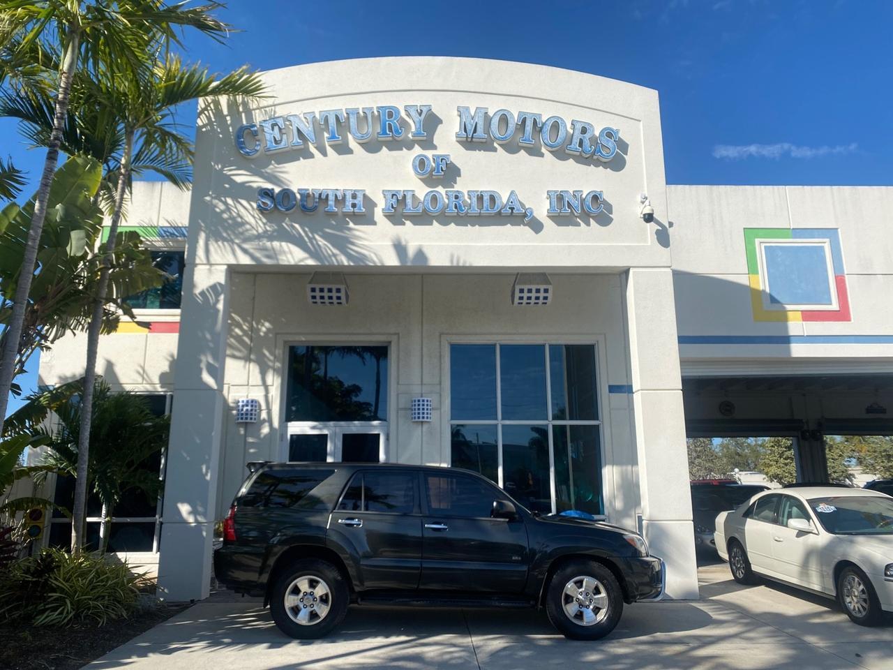 Toyota 4Runner - View 1