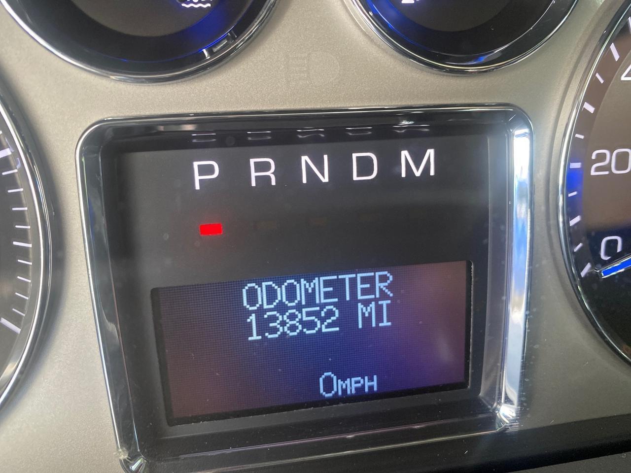 Cadillac Escalade EXT - Thumbnail 19