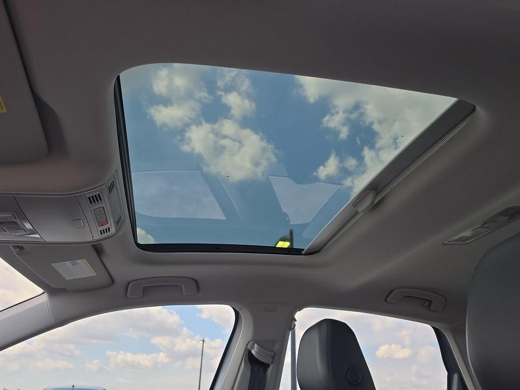 Volkswagen Jetta Sel Premium With Navigation - Thumbnail 13