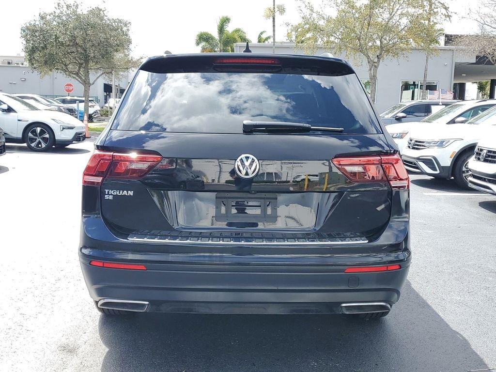 Volkswagen Tiguan 2.0T Se - Thumbnail 6