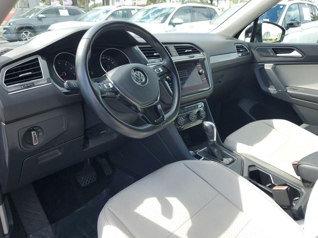 Volkswagen Tiguan 2.0T Se - Thumbnail 16