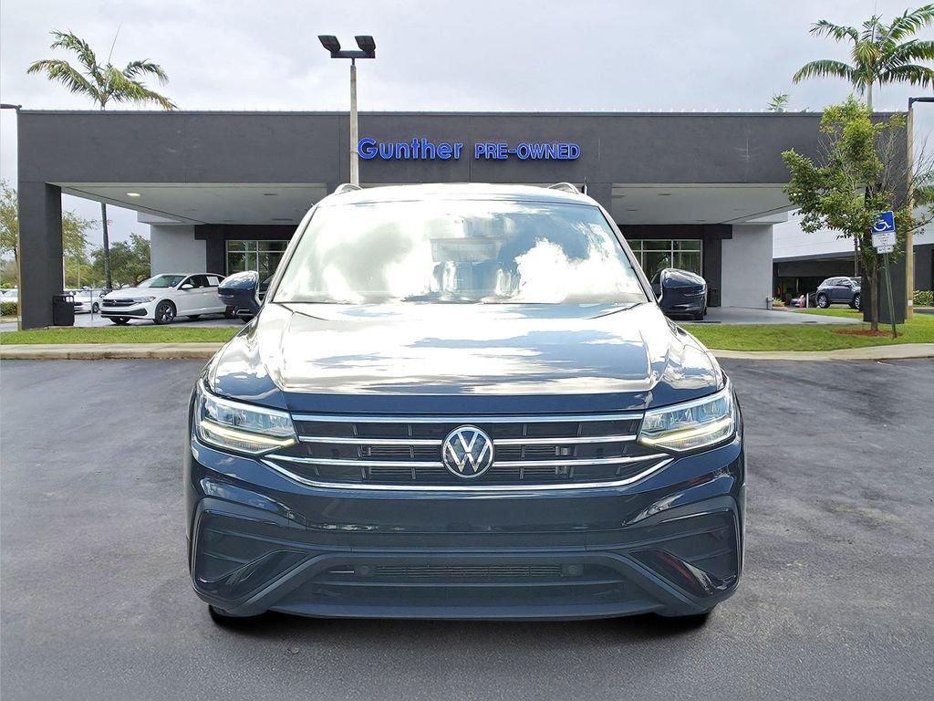 Volkswagen Tiguan 2.0T S - Thumbnail 3