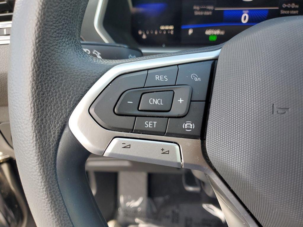 Volkswagen Tiguan 2.0T S - Thumbnail 19