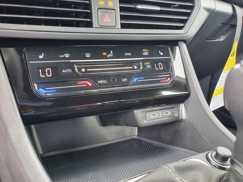 Volkswagen Jetta 1.5T Sport - Thumbnail 17