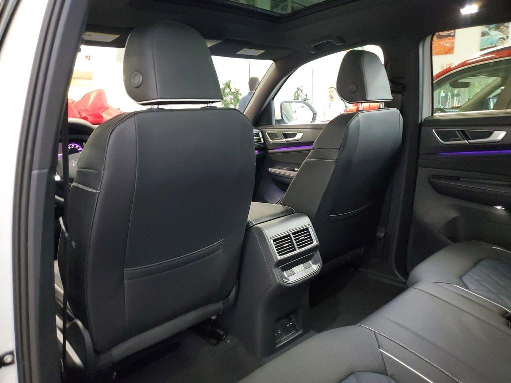 Volkswagen Atlas Cross Sport 2.0T Sel Premium R-Line With Navigation & Awd - Thumbnail 8