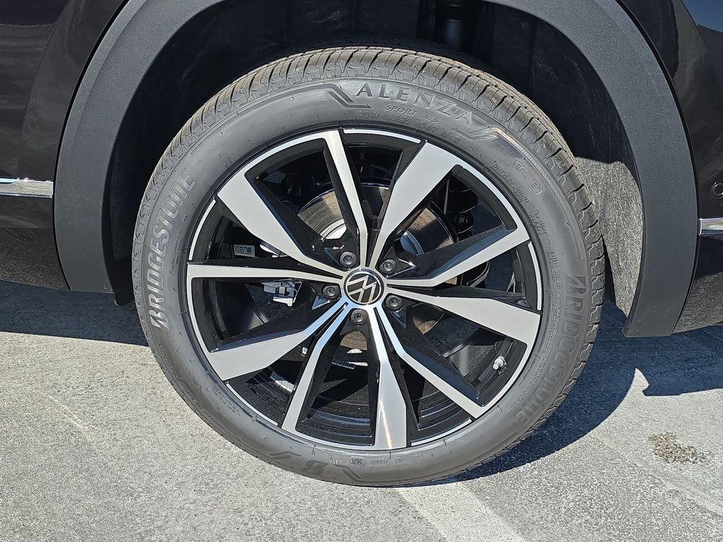 Volkswagen Atlas Cross Sport 2.0T Sel Premium R-Line With Navigation & Awd - Thumbnail 4