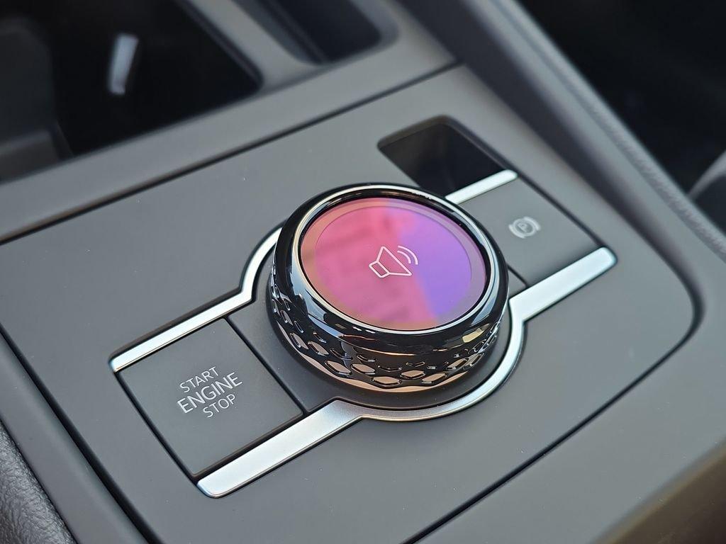 Volkswagen Tiguan 2.0T Se R-Line Black - Thumbnail 14