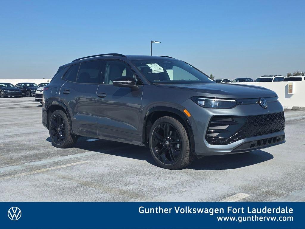 Volkswagen Tiguan 2.0T Se R-Line Black - Thumbnail 2