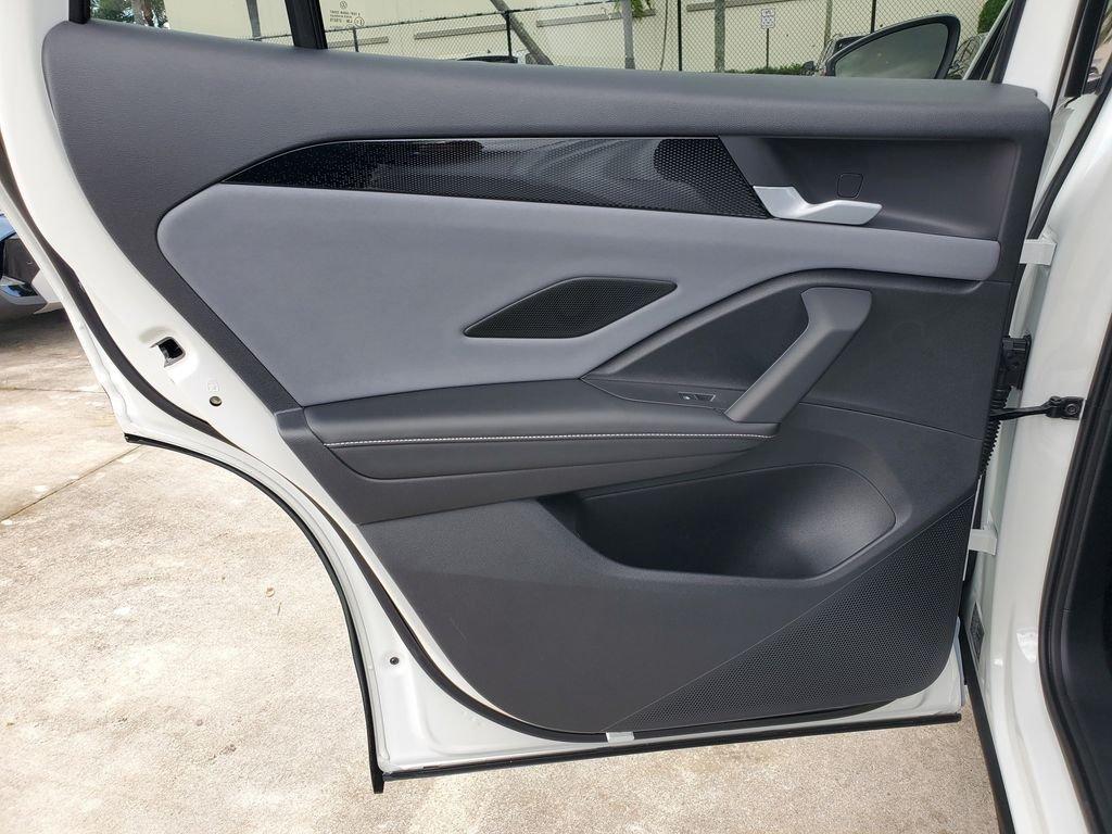 Volkswagen Tiguan 2.0T Se R-Line Black - Thumbnail 9