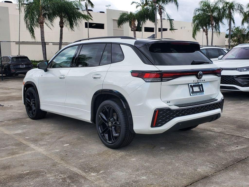 Volkswagen Tiguan 2.0T Se R-Line Black - Thumbnail 5