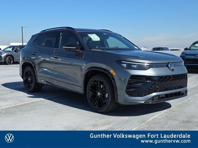 Volkswagen Tiguan 2.0T Se R-Line Black - View 1