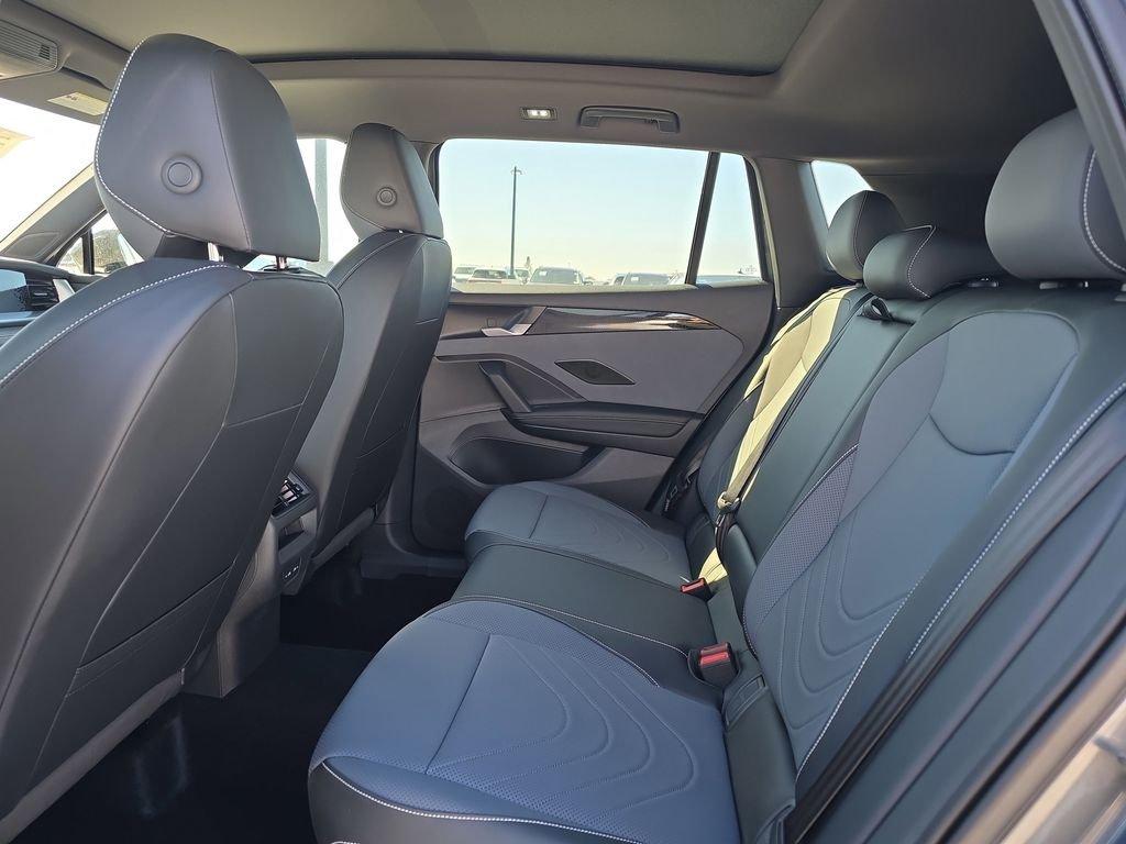 Volkswagen Tiguan 2.0T Se R-Line Black - Thumbnail 6