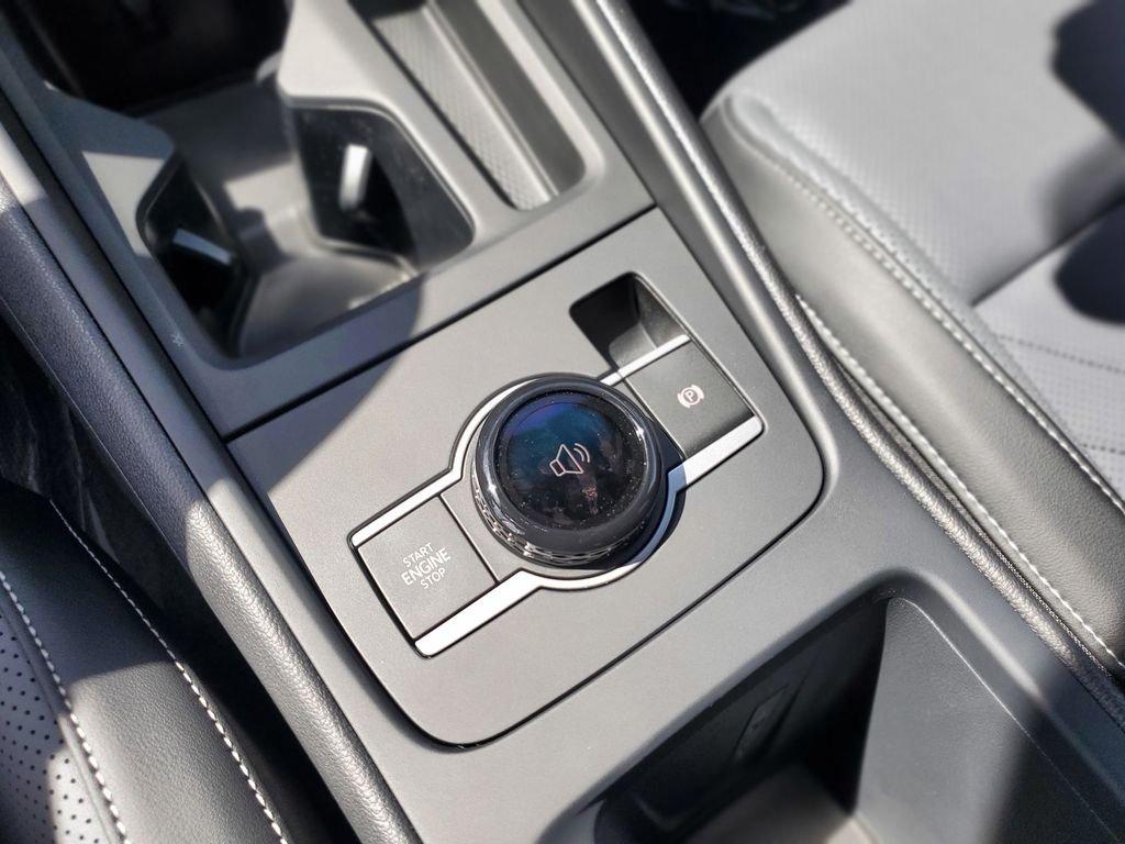 Volkswagen Tiguan 2.0T Se R-Line Black - Thumbnail 19