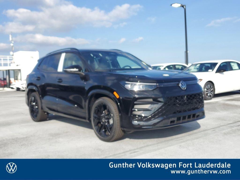 Volkswagen Tiguan 2.0T Se R-Line Black - Thumbnail 2