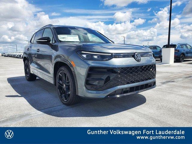 Volkswagen Tiguan 2.0T Se R-Line Black - View 1