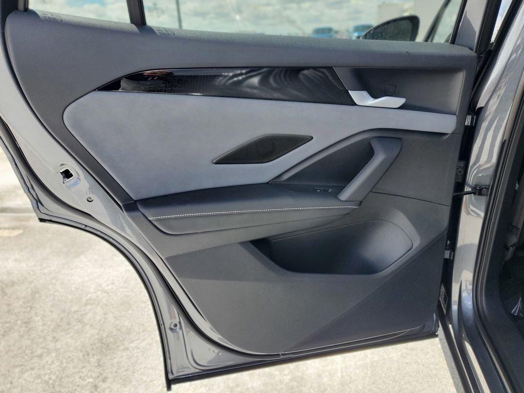 Volkswagen Tiguan 2.0T Se R-Line Black - Thumbnail 8