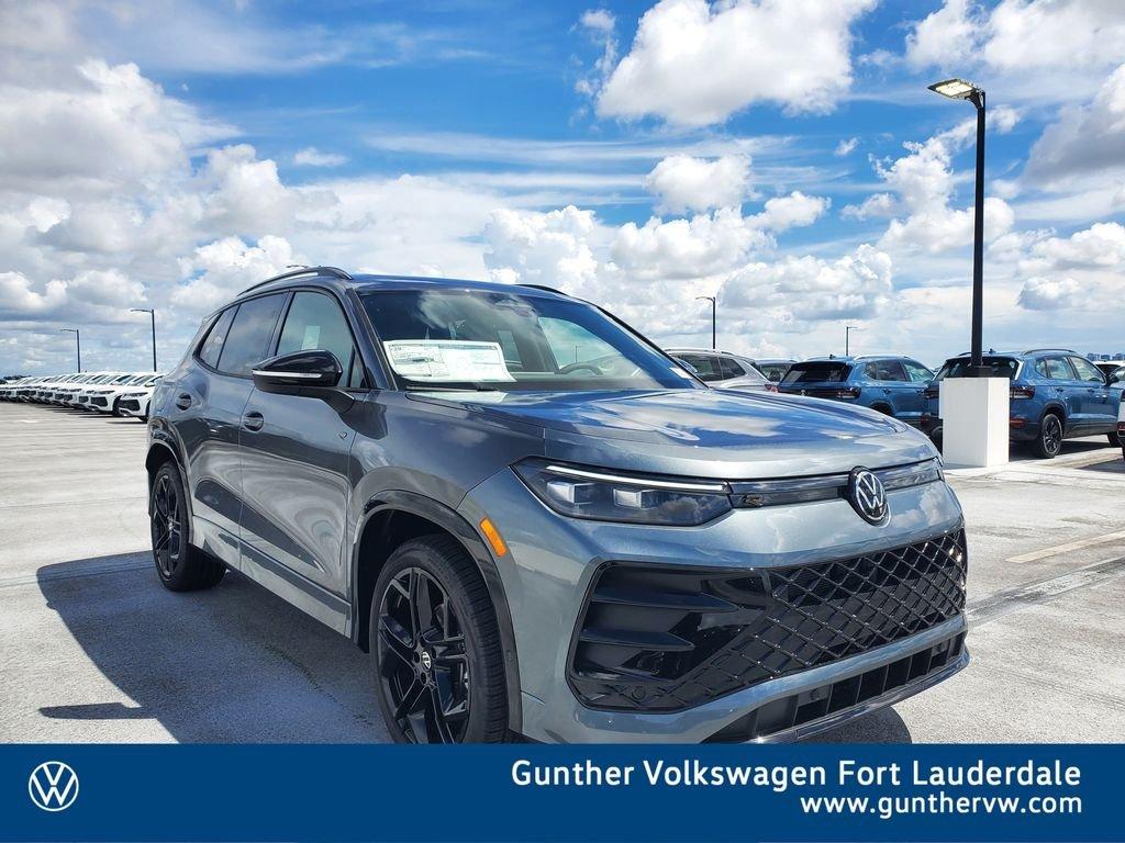 Volkswagen Tiguan 2.0T Se R-Line Black - Thumbnail 2