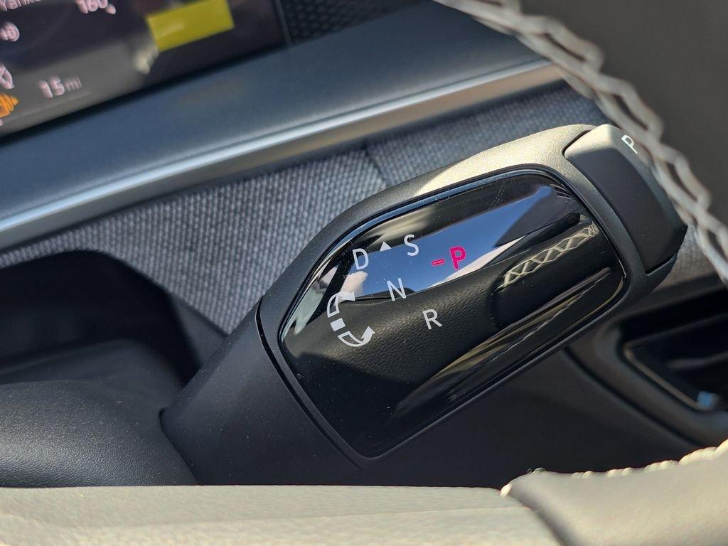 Volkswagen Tiguan 2.0T S - Thumbnail 15