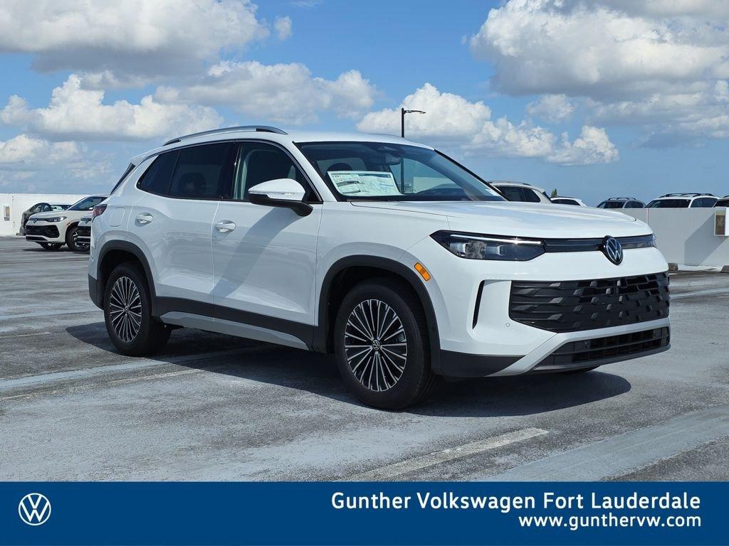 Volkswagen Tiguan 2.0T S - Thumbnail 2