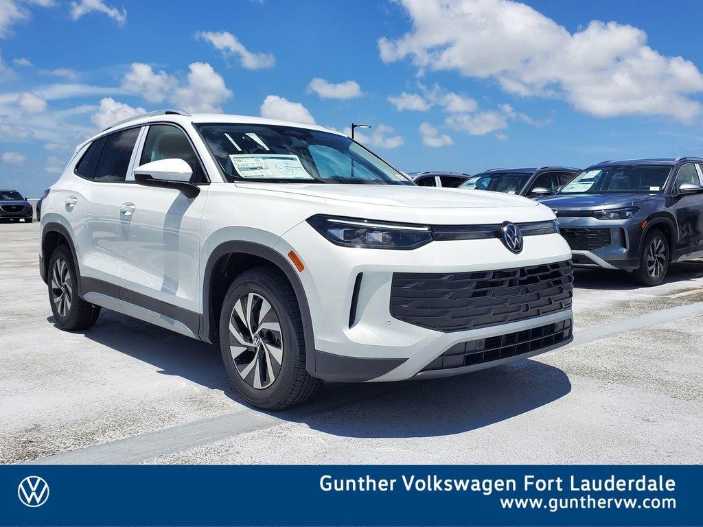 Volkswagen Tiguan 2.0T S - Thumbnail 2