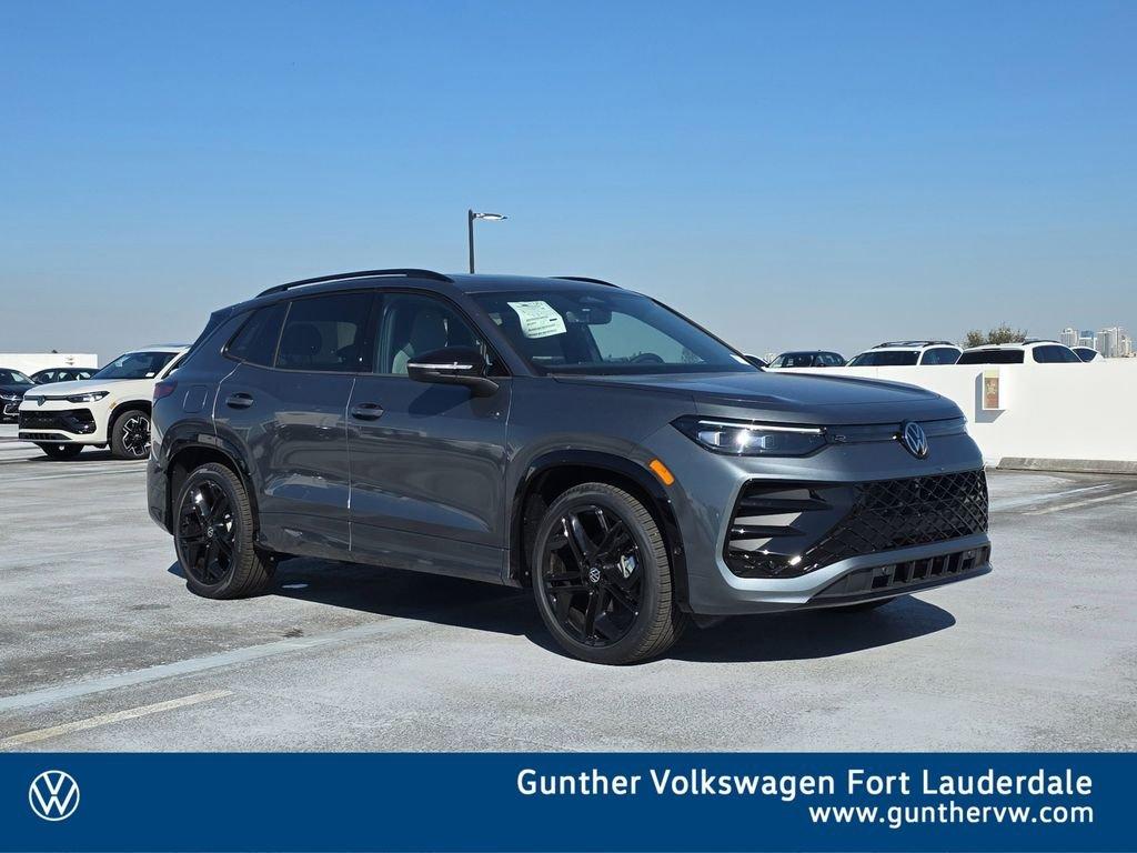 Volkswagen Tiguan 2.0T Se R-Line Black - Thumbnail 2