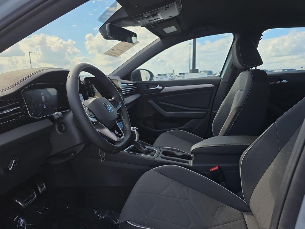 Volkswagen Jetta 1.5T Sport - Thumbnail 8