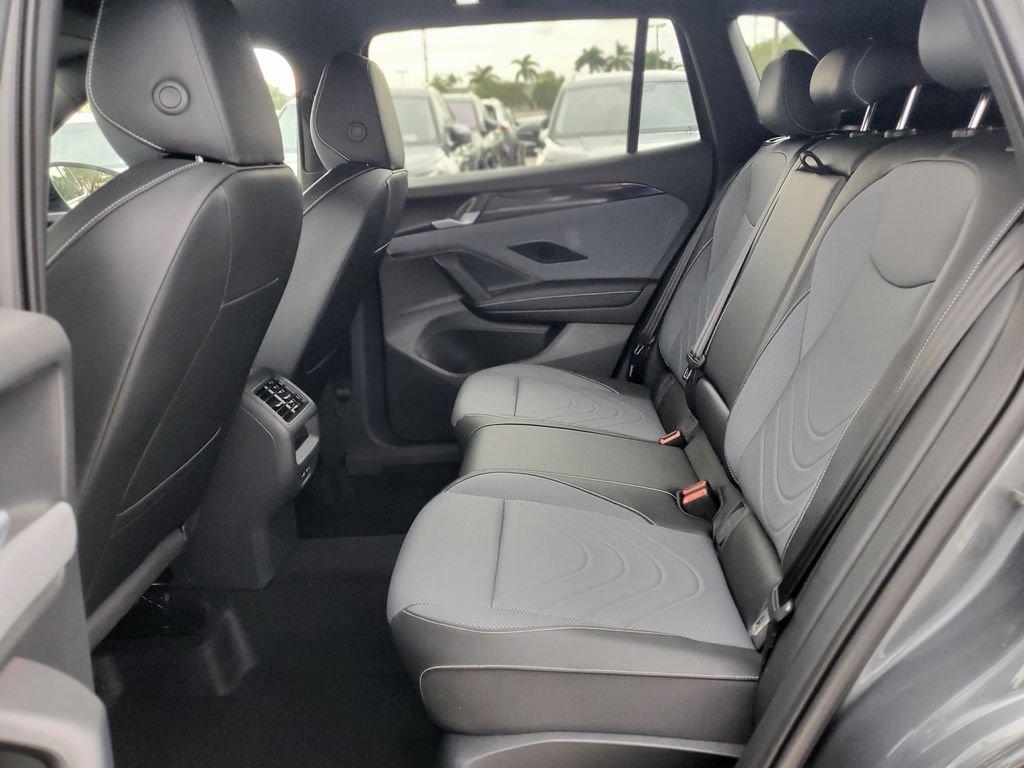 Volkswagen Tiguan 2.0T Se R-Line Black - Thumbnail 7