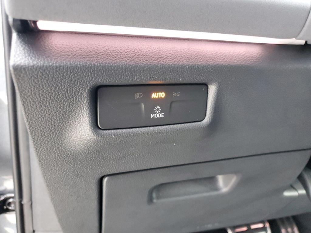 Volkswagen Tiguan 2.0T Se R-Line Black - Thumbnail 13