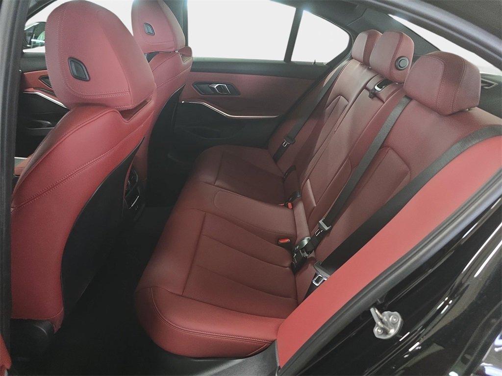 BMW 3 Series 330I Rwd 4D Sedan - Thumbnail 9