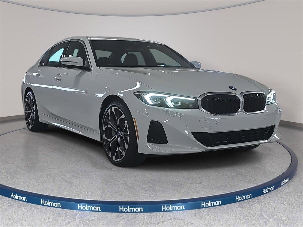 BMW 3 Series 330I Rwd 4D Sedan - Thumbnail 4