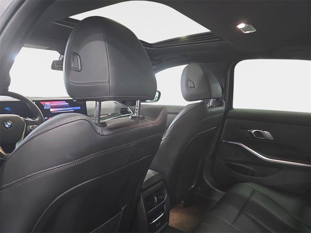 BMW 330I - Thumbnail 12