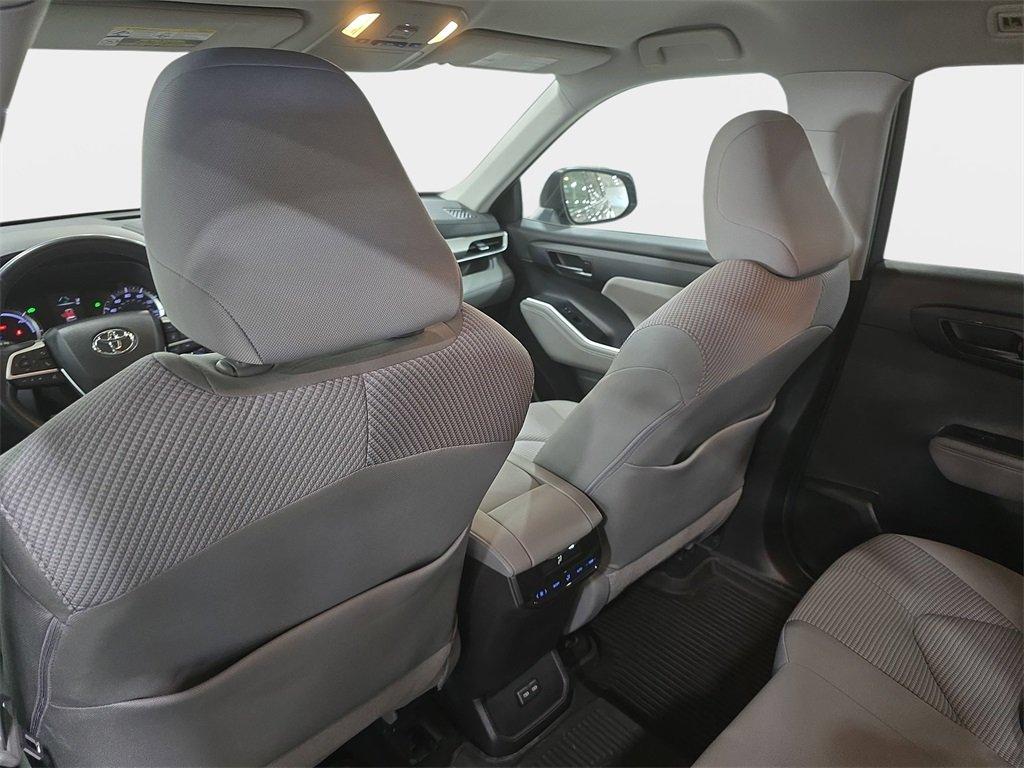Toyota Highlander Hybrid Le Fwd 4D Sport Utility - Thumbnail 14