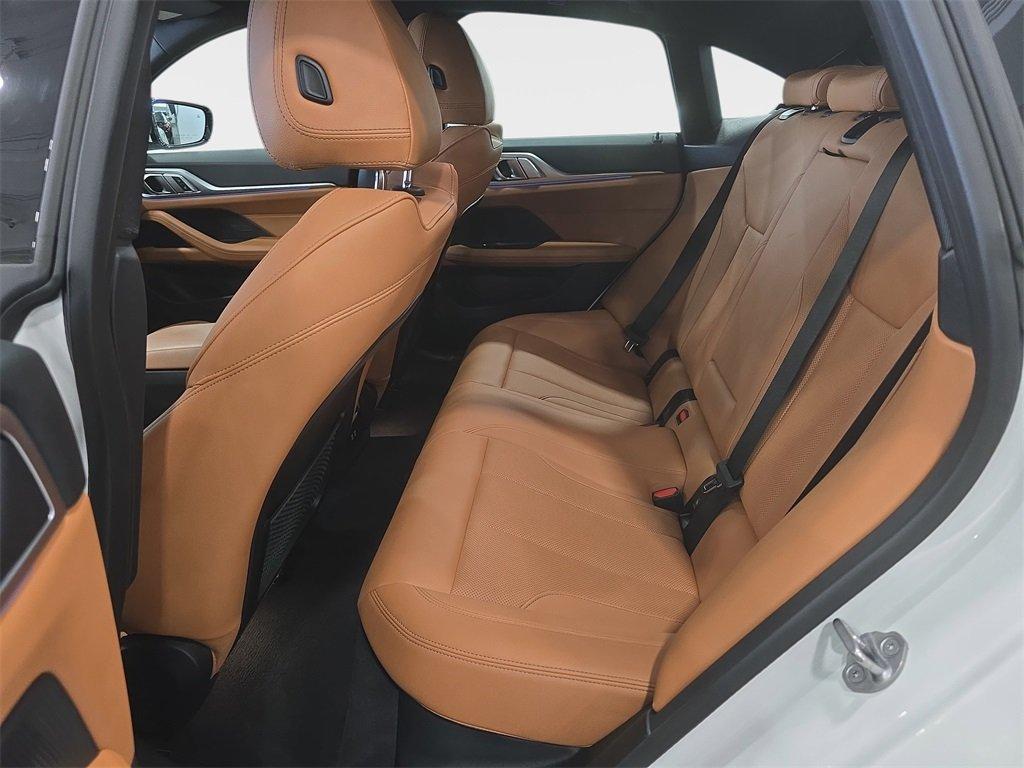 BMW I4 Edrive35 Rwd 4D Hatchback - Thumbnail 11