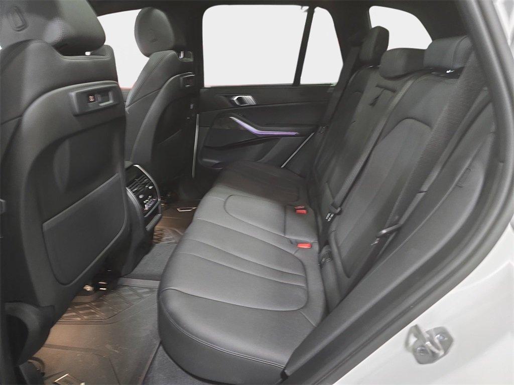 BMW X5 Sdrive40I Rwd 4D Sport Utility - Thumbnail 11