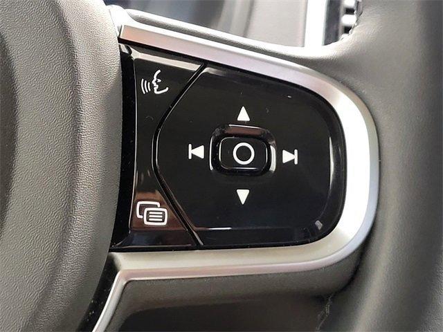 Volvo Xc90 B6 Ultra Awd 4D Sport Utility - Thumbnail 19