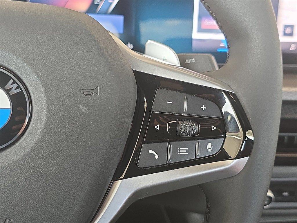 BMW 3 Series 330I Xdrive Awd 4D Sedan - Thumbnail 14