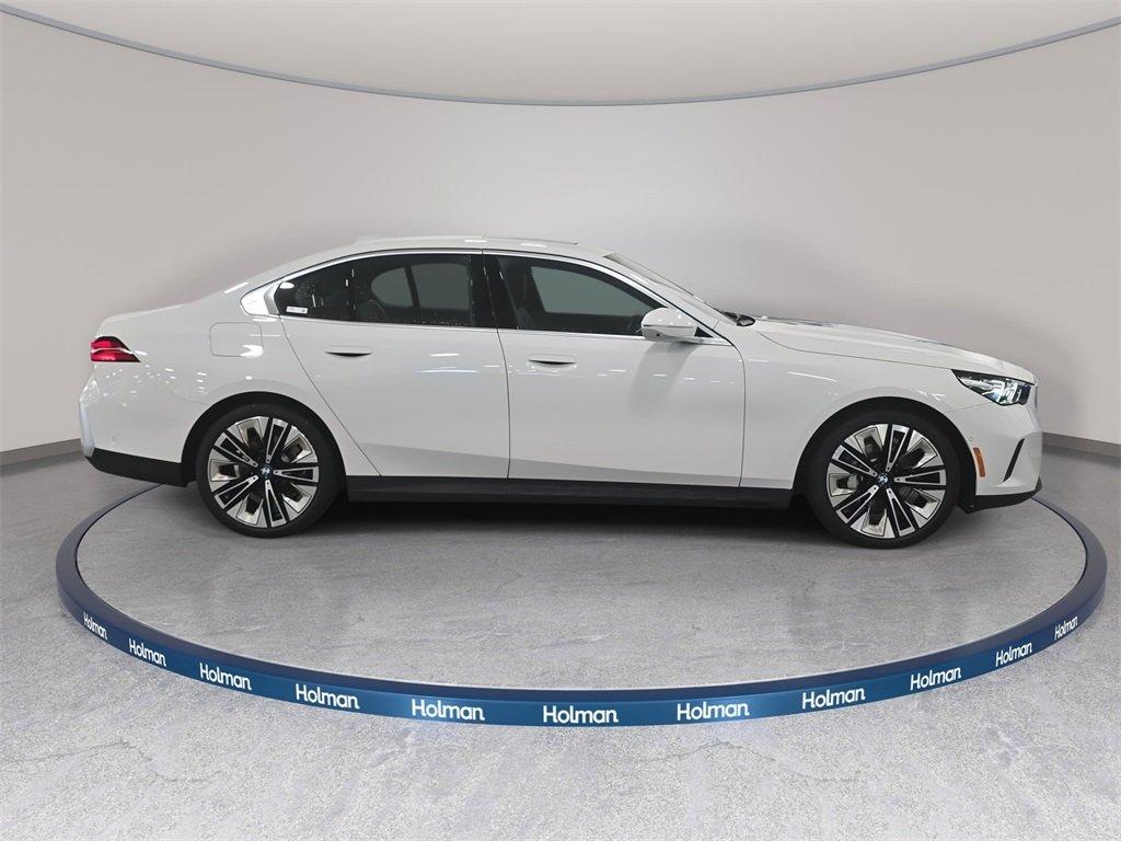 BMW 5 Series 530I Rwd 4D Sedan - Thumbnail 6