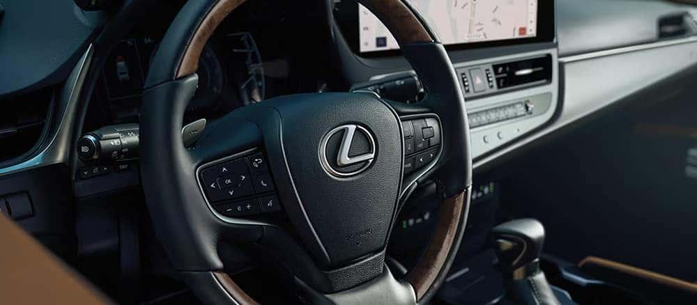 Lexus Es - Thumbnail 3