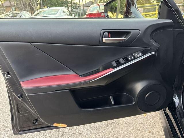 Lexus Is 300 - Thumbnail 14