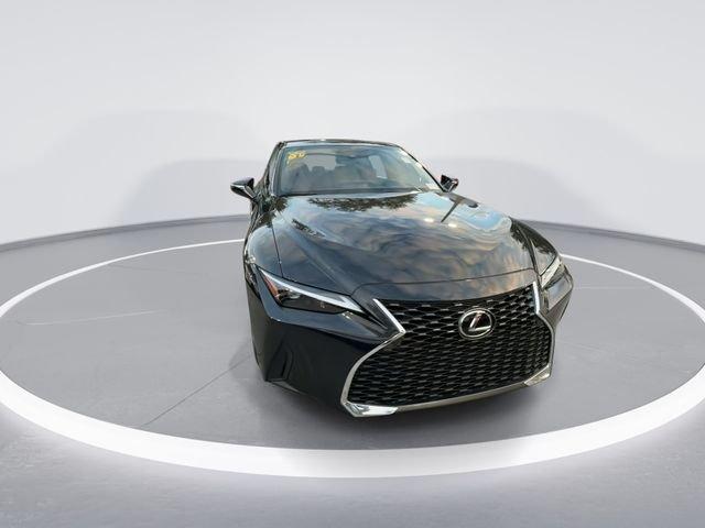 Lexus Is 300 - Thumbnail 3